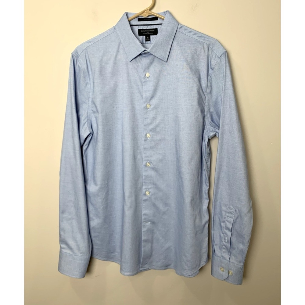 Banana Republic Dress Shirt Mens M Blue Untucked Stretch Wrinkle Resist Oxford